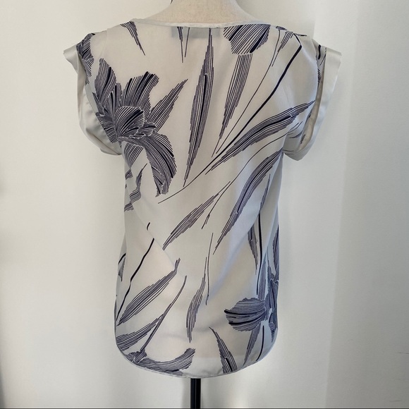 Anne Taylor Blouse - Picture 4 of 4